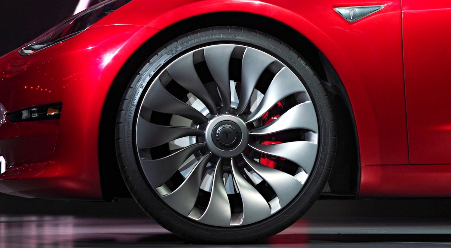 tesla-model-3-wheels-20-inch-michelin-tires - GOEVPARTS